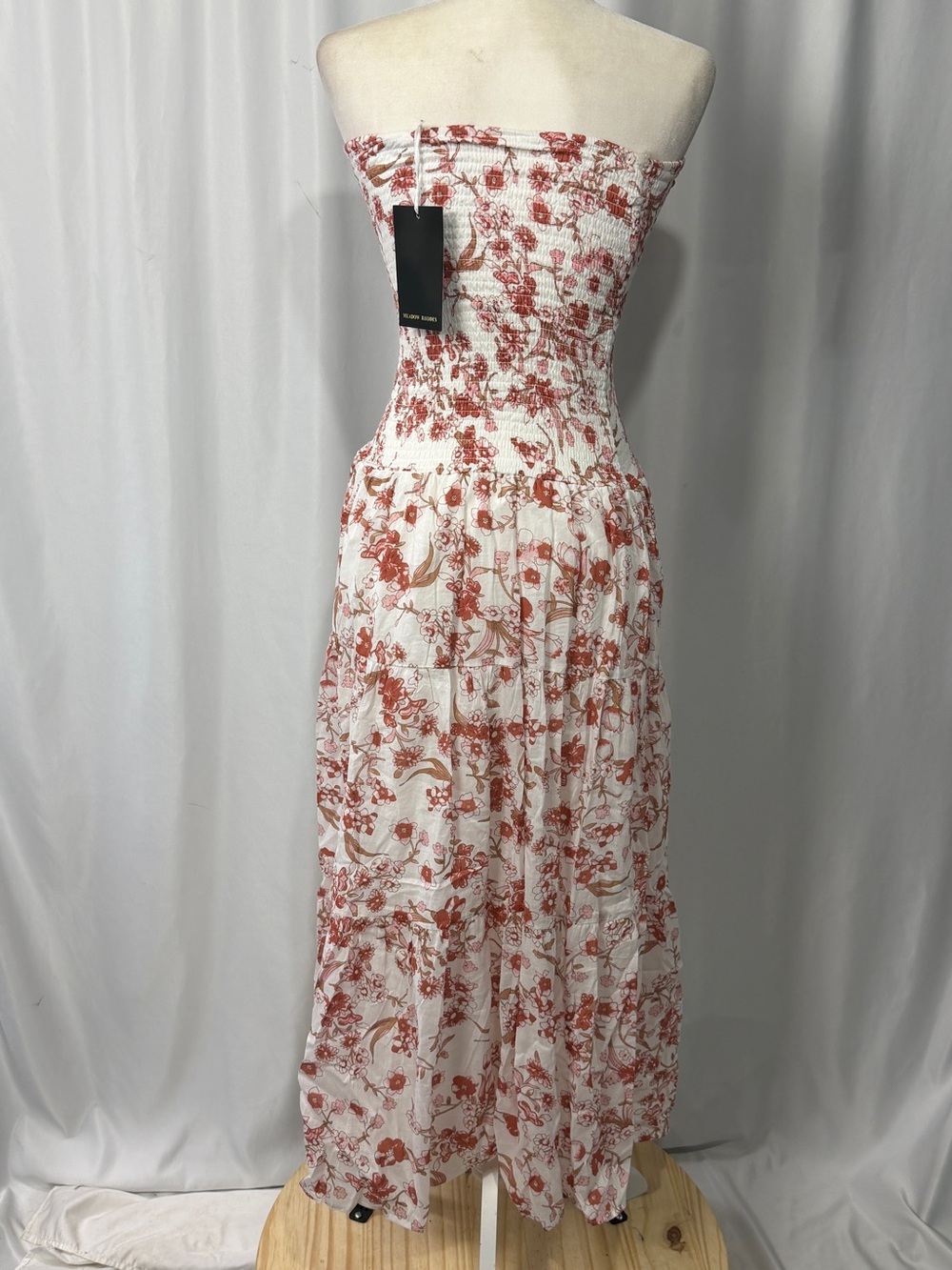 Meadow Rhodes Floral Smocked Strapless Tiered Maxi Dress White Red Orange Sz L - Picture 4 of 10
